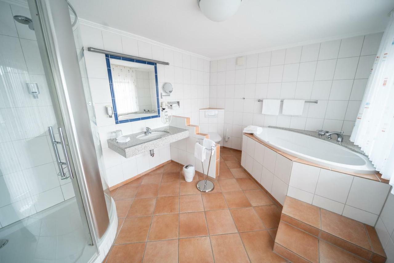 Wiesemscheid Hotel Rieder מראה חיצוני תמונה